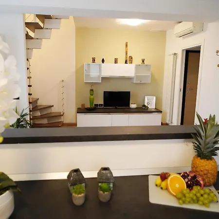 Apartment Palazzo Candiani - Stylish Steps From Polimi Bovisa Campus By Rentopolis Mailand
