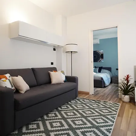 Palazzo Candiani - Stylish Steps From Polimi Bovisa Campus By Rentopolis Apartment *